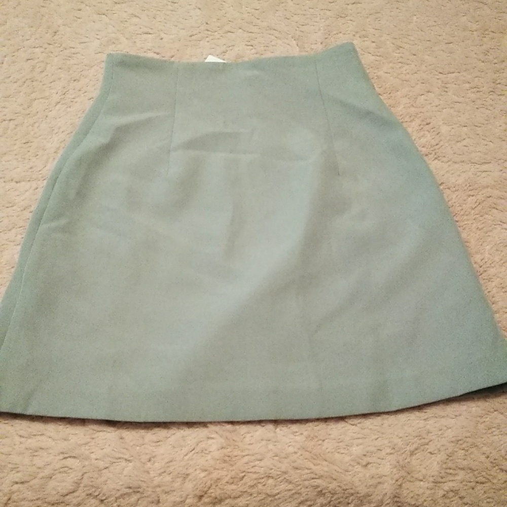 ASOS 🖤 Button Detailed Mini Skirt - Picture 5 of 8